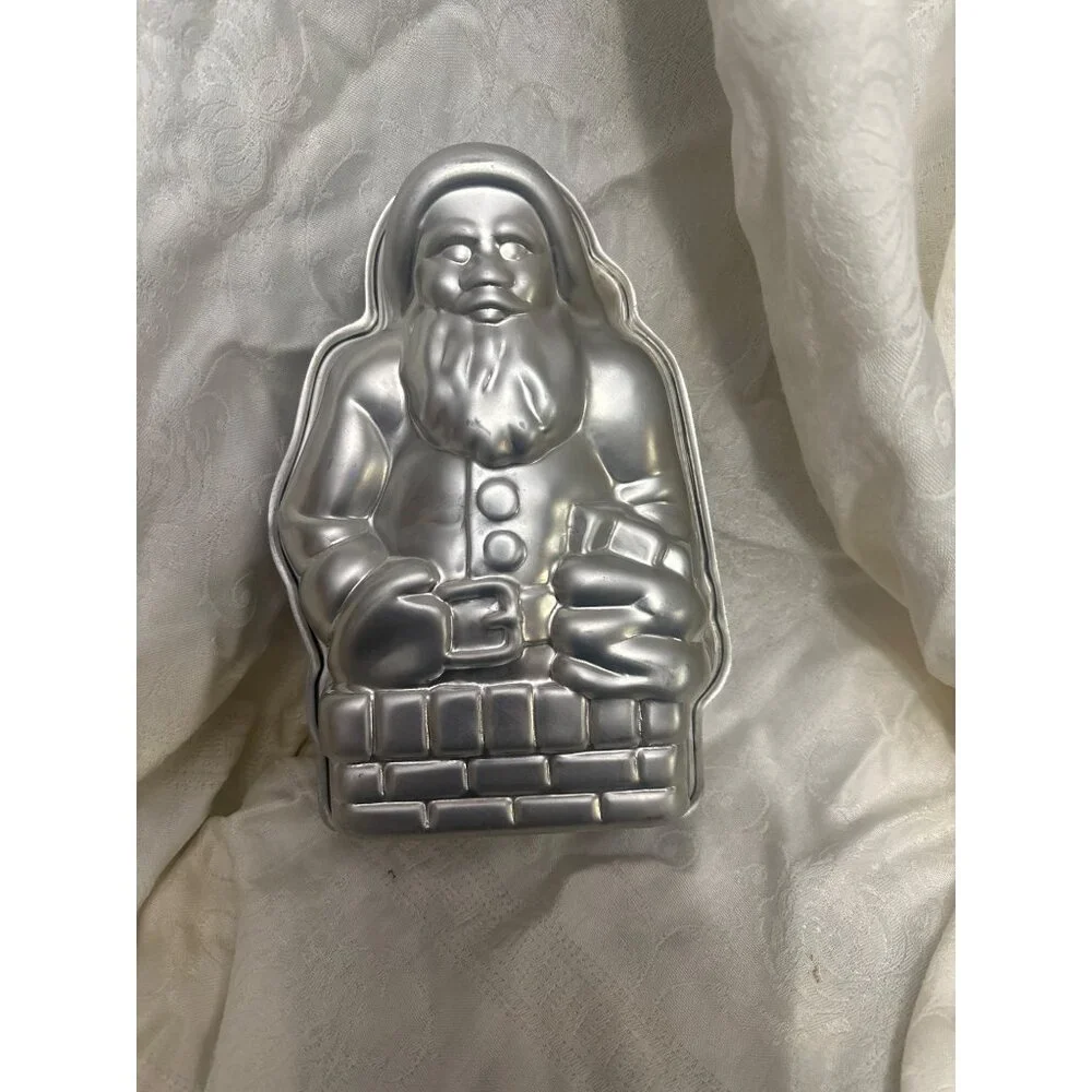 Vintage Wilton Santa Claus Cake Pan 2 Piece Set With Chimney Aluminum‎